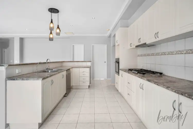 Fourth view of Homely house listing, 16 Gardenia Close, Craigieburn VIC 3064