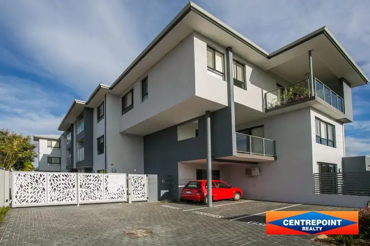6/6 Morago Crescent, Cloverdale WA 6105