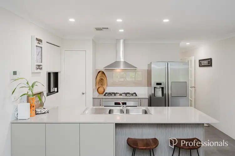 Sixth view of Homely house listing, 5 Durleigh Road, Aveley WA 6069