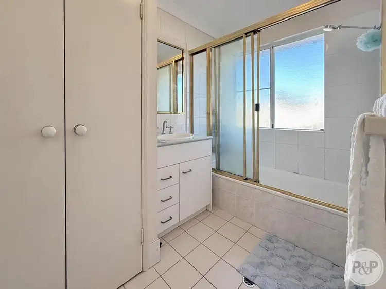 Fifth view of Homely unit listing, 2/21-23 Tuffley Street, West End QLD 4810