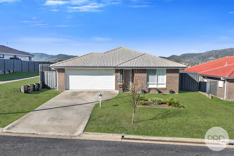 77 Denman Avenue, Kootingal NSW 2352