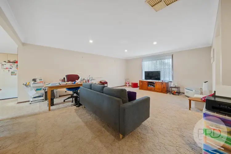 Third view of Homely house listing, 2/7 Travers Street, Wagga Wagga NSW 2650