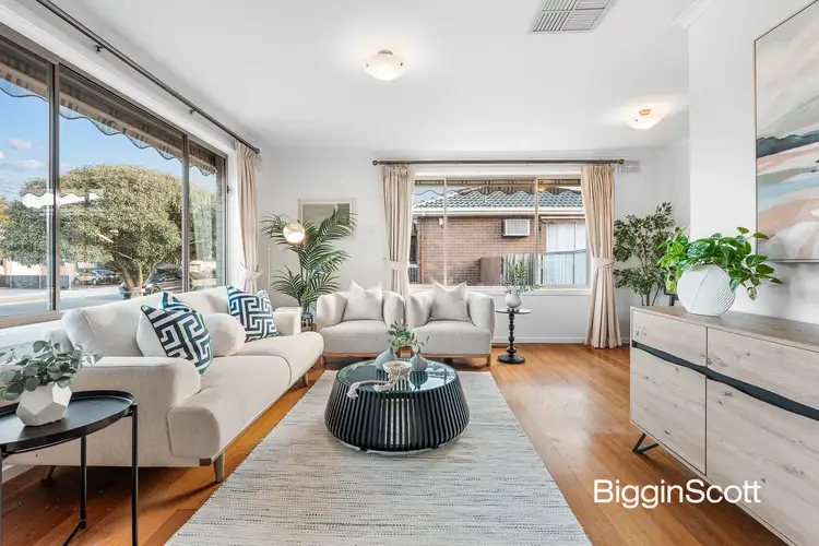 Second view of Homely house listing, 39 Tiverton Drive, Mulgrave VIC 3170