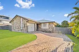 Main view of Homely house listing, 2 Haupt Avenue, Pialba QLD 4655