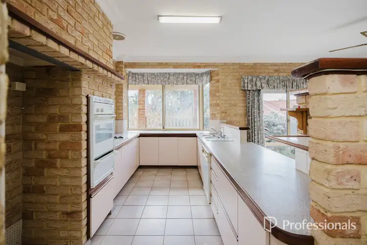 Sixth view of Homely house listing, 7 Natalie Court, Alexander Heights WA 6064