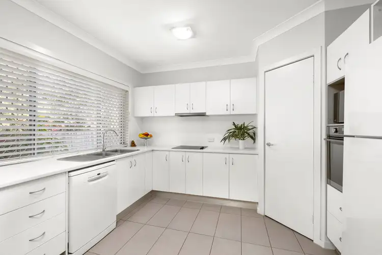 Sixth view of Homely house listing, 1/239 Queen Street, Cleveland QLD 4163