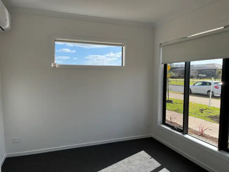 Fifth view of Homely townhouse listing, 543 Hogans Road, Tarneit VIC 3029