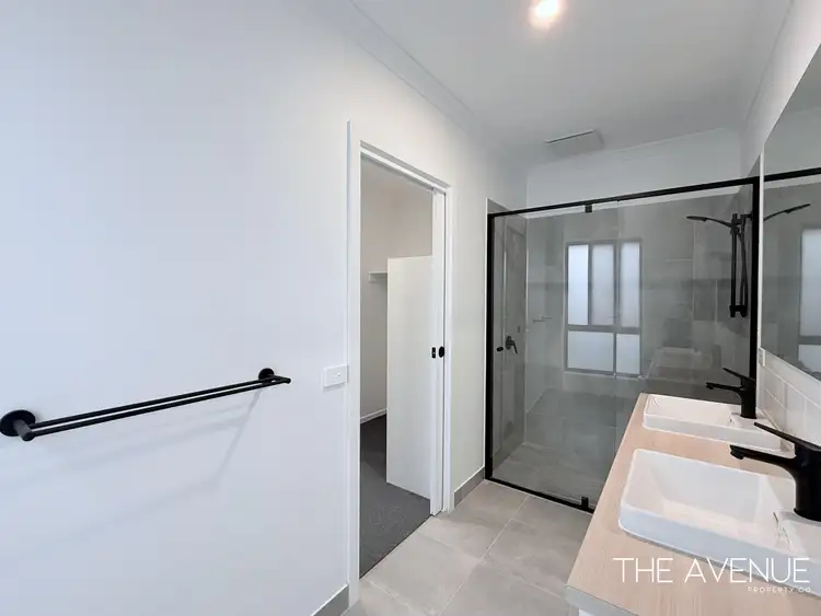 Fifth view of Homely house listing, 5 Hillgate Grove, Fraser Rise VIC 3336
