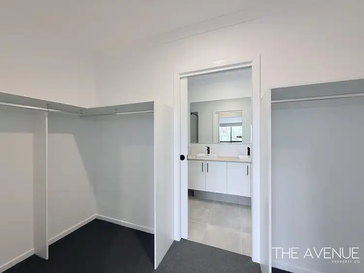 Sixth view of Homely house listing, 5 Hillgate Grove, Fraser Rise VIC 3336