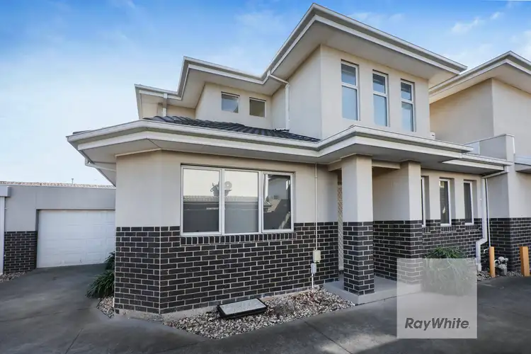 Main view of Homely townhouse listing, 2/27 Waratah Avenue, Tullamarine VIC 3043