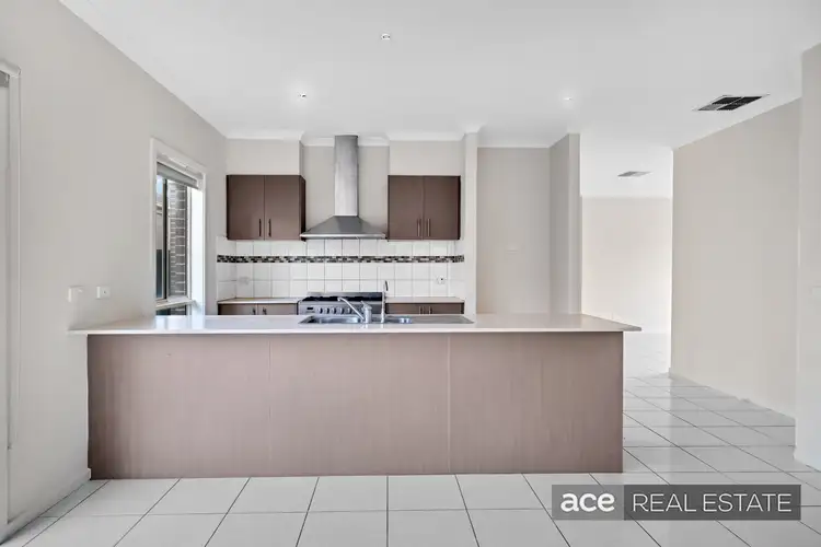 Fourth view of Homely house listing, 7 Camelot Drive, Tarneit VIC 3029