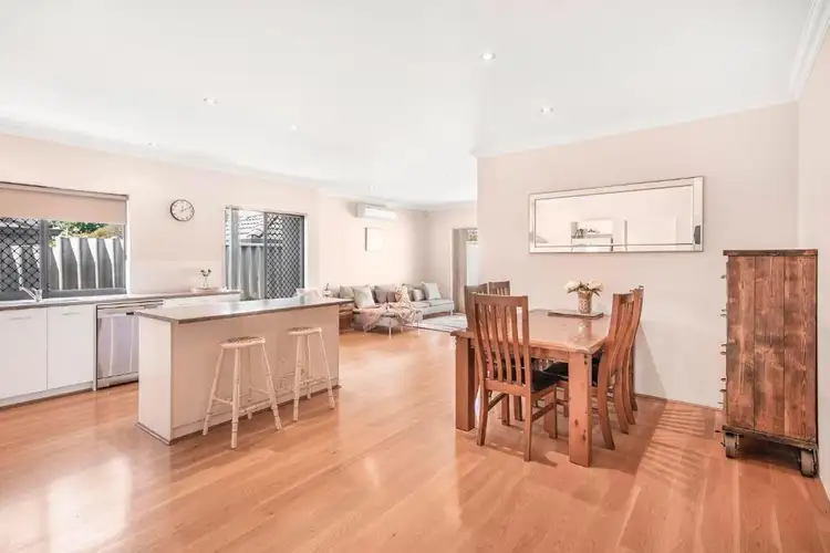 1/70 Pitt Street, St James WA 6102
