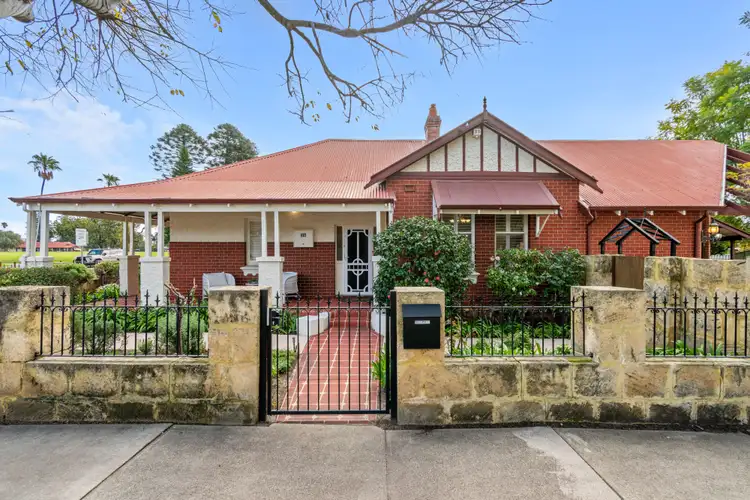35 Geddes Street, Victoria Park WA 6100