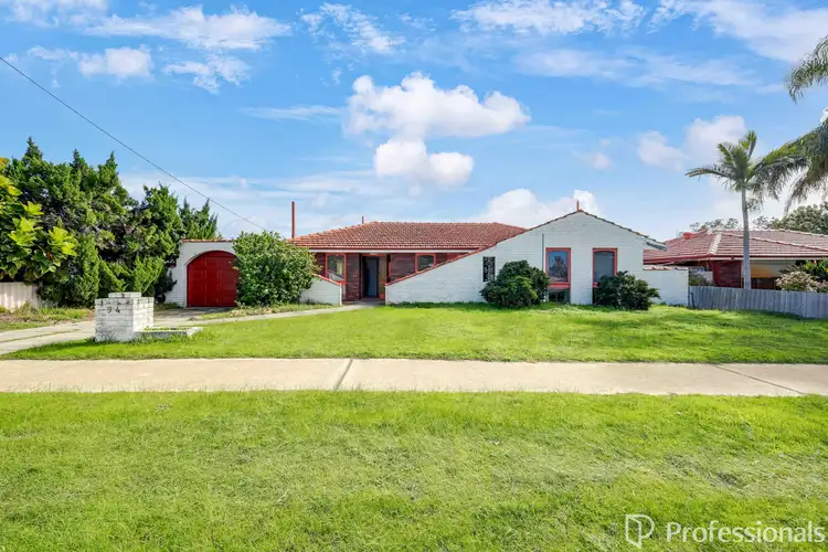 94 Lyrebird Way, Thornlie WA 6108