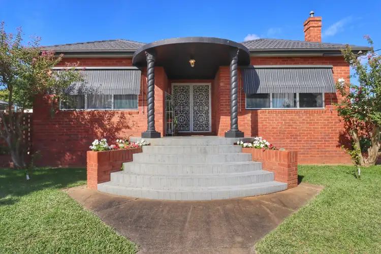 65 Lachlan Street, Cowra NSW 2794