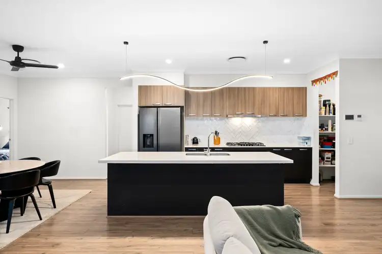 Sixth view of Homely house listing, 2 Musgrave Street, South Ripley QLD 4306