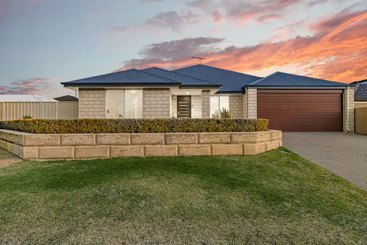 7 Radonich Way, Lake Coogee WA 6166