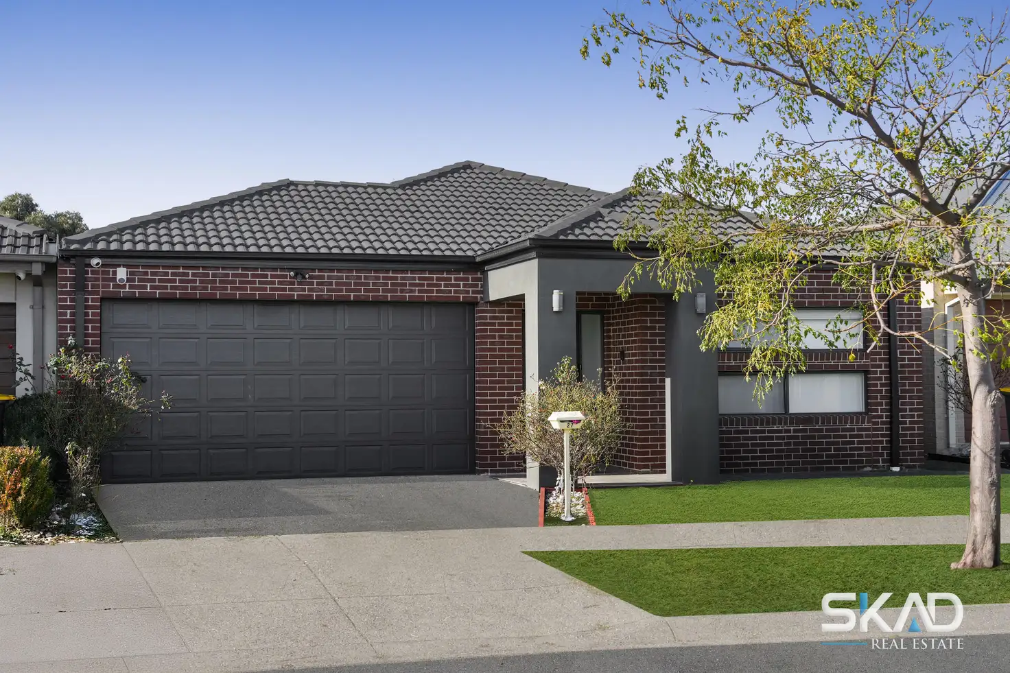 Main view of Homely house listing, 27 Coolamon Drive, Craigieburn VIC 3064