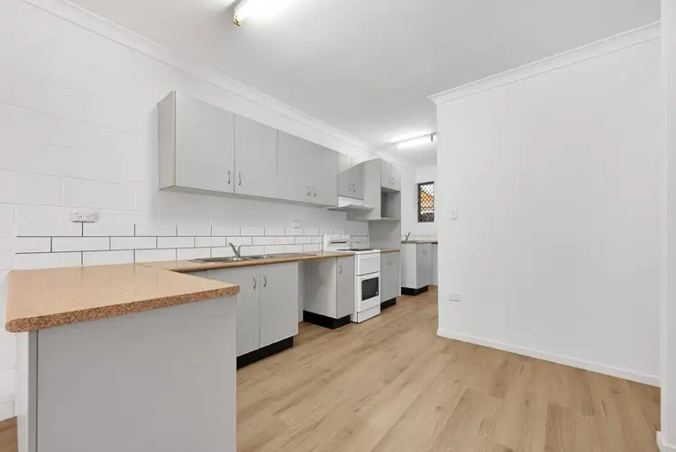 Fifth view of Homely unit listing, 3/105 Livingstone Street, West End QLD 4810