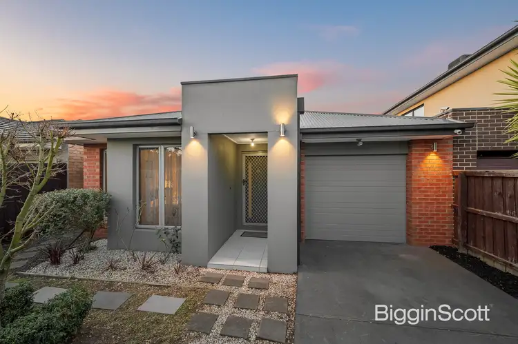 14 Dedina Walk, Dandenong VIC 3175