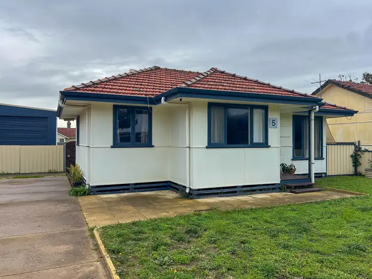 Second view of Homely house listing, 5 Tchan Street, Nulsen WA 6450