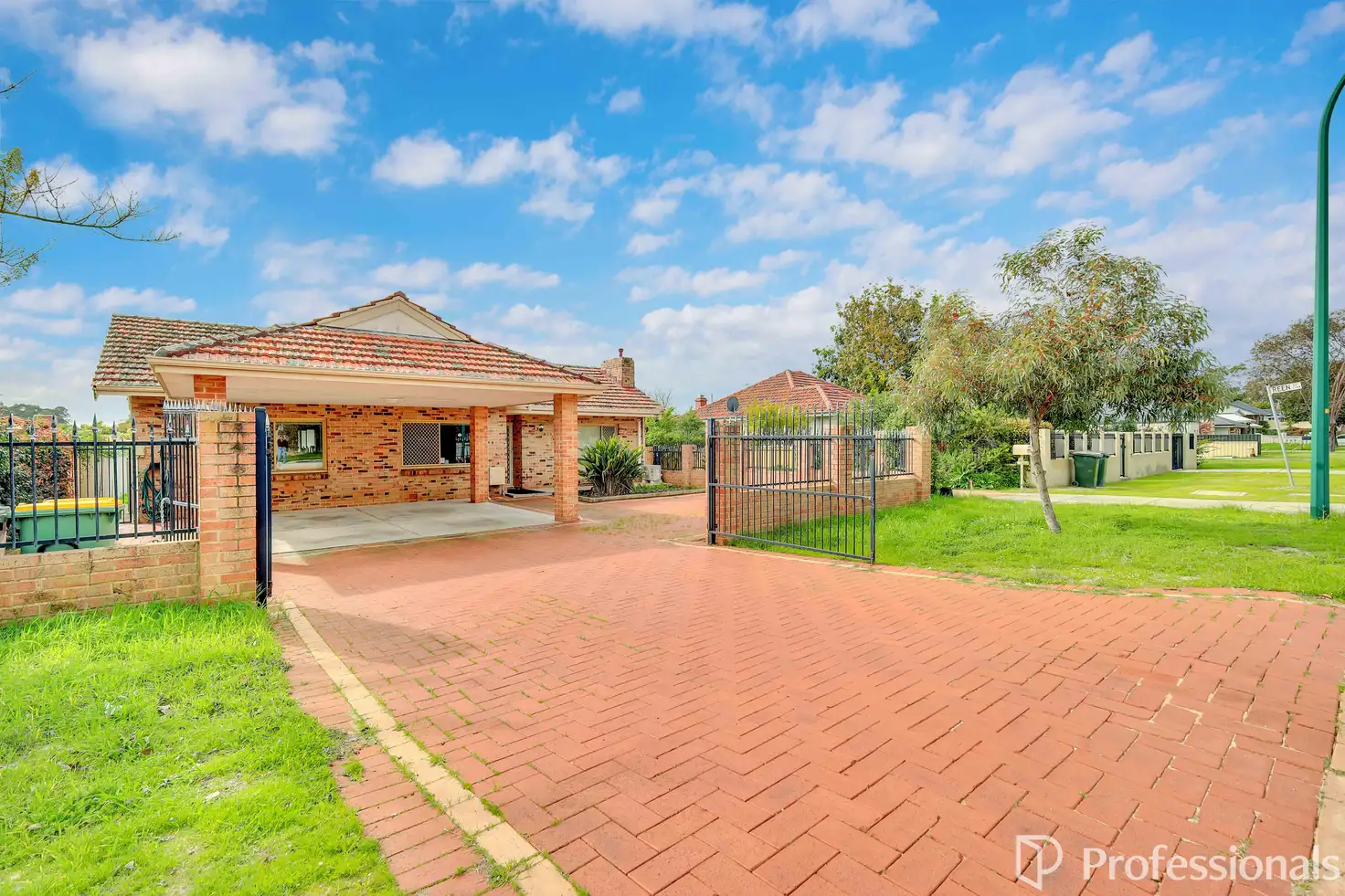 Main view of Homely house listing, 2 Taree Street, St James WA 6102