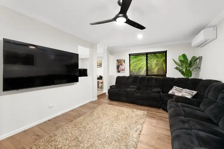 Sixth view of Homely house listing, 3 Laura Court, Mount Warren Park QLD 4207