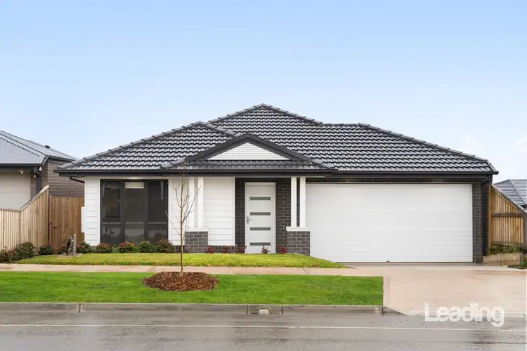 32 Sacred Drive, Sunbury VIC 3429