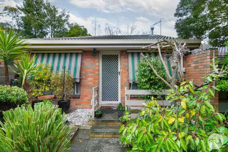 6/10 Simpson Street, Black Hill VIC 3350