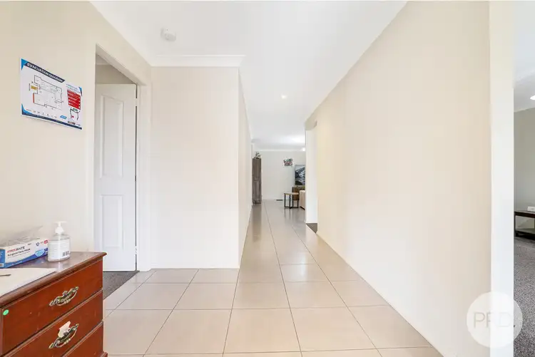 Third view of Homely house listing, 4 Wren Close, Tamworth NSW 2340