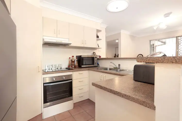 Fourth view of Homely semi-detached listing, 2/6 Macbeth Court, Merrimac QLD 4226