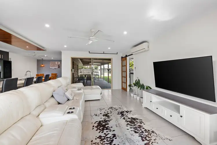 Sixth view of Homely house listing, 211 Coburg Street West, Cleveland QLD 4163