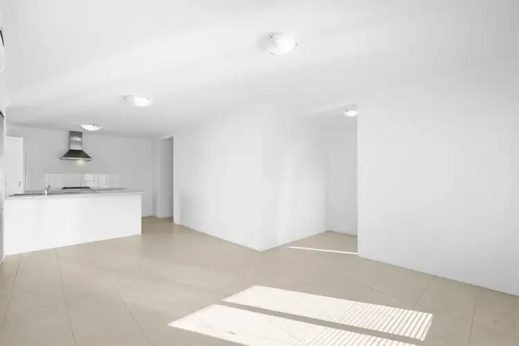 Fifth view of Homely house listing, 11/20 Binnar Court, Erskine WA 6210