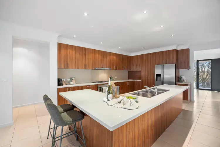 Fifth view of Homely house listing, 2 Barcoo Mews, Pakenham VIC 3810