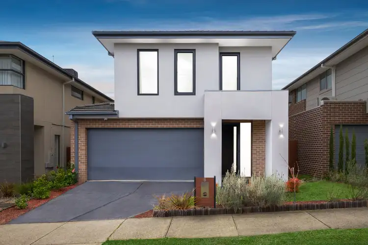 8 Elphinstone Way, Wantirna South VIC 3152