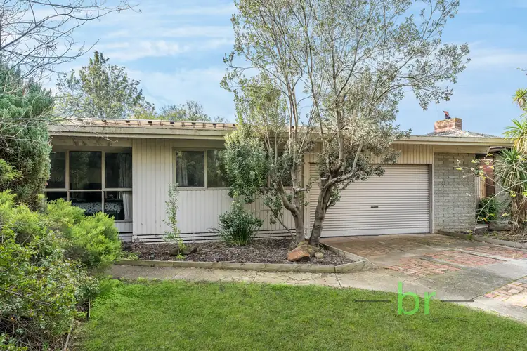 61 Station Lake Road, Lara VIC 3212