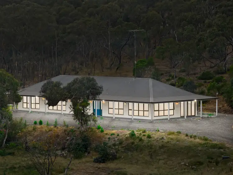 30 Woodside Court, Eden Park VIC 3757