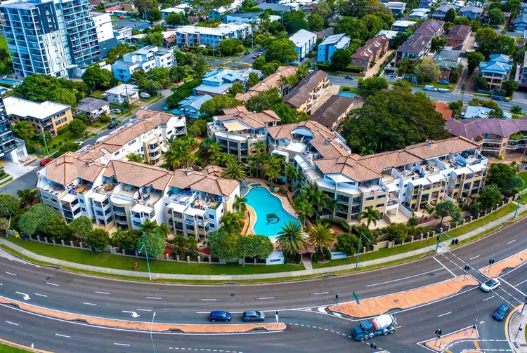 310/392 Marine Parade, Labrador QLD 4215