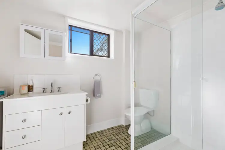 Third view of Homely apartment listing, 3/29 Ahern Street, Labrador QLD 4215