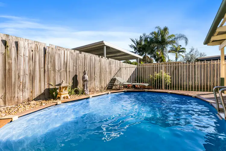 Main view of Homely unit listing, 2/15-17 Collingwood Road, Birkdale QLD 4159