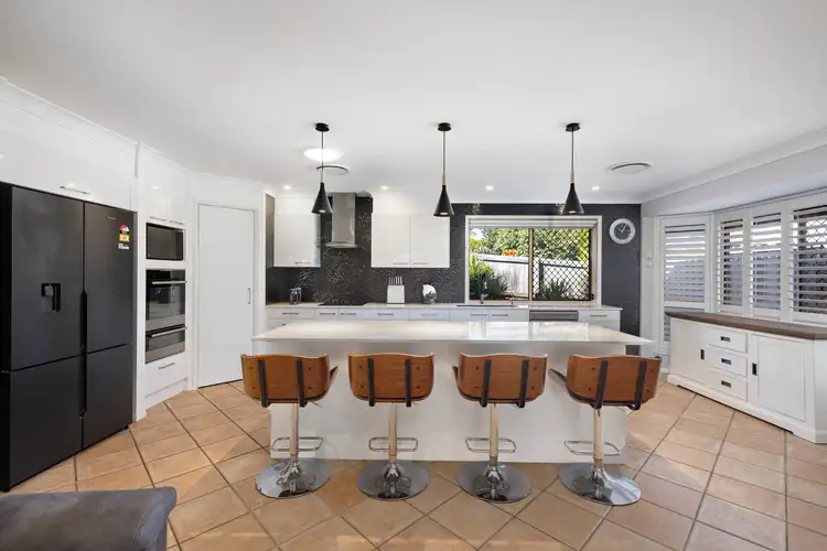 Sixth view of Homely house listing, 2 Dennison Court, Redland Bay QLD 4165