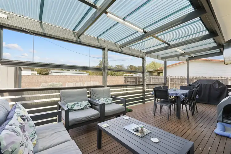 31 Pine Avenue, Cowes VIC 3922