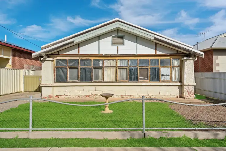 39 Tewkesbury Street