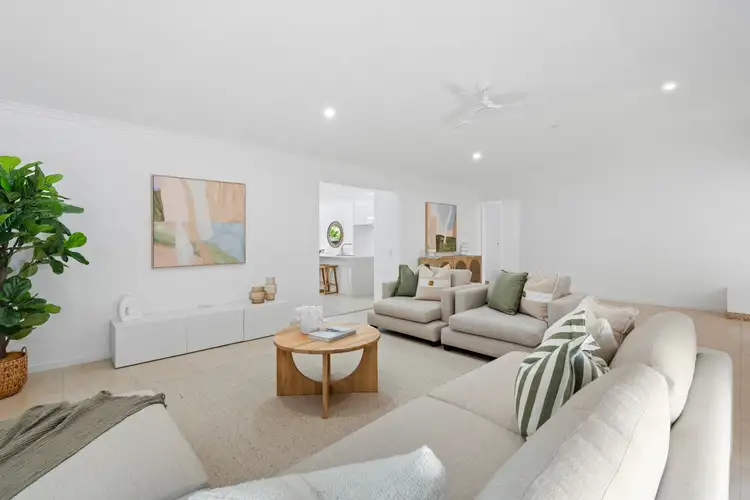 6 Parkdale Court