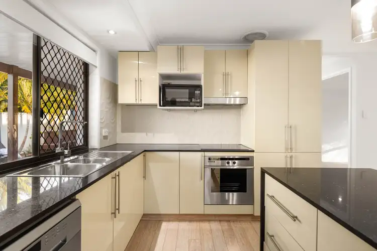 Fifth view of Homely house listing, 3 Orlando Court, Highland Park QLD 4211