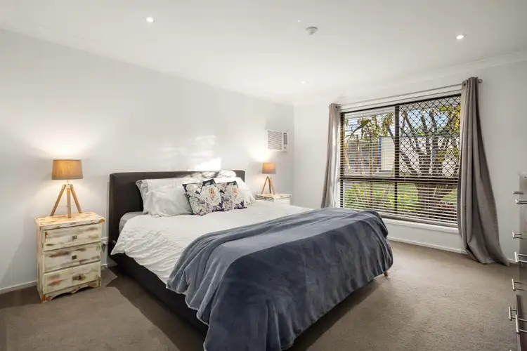 Seventh view of Homely house listing, 3 Orlando Court, Highland Park QLD 4211