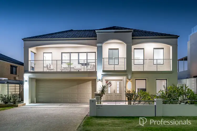 8 Bayview Terrace, Yangebup WA 6164