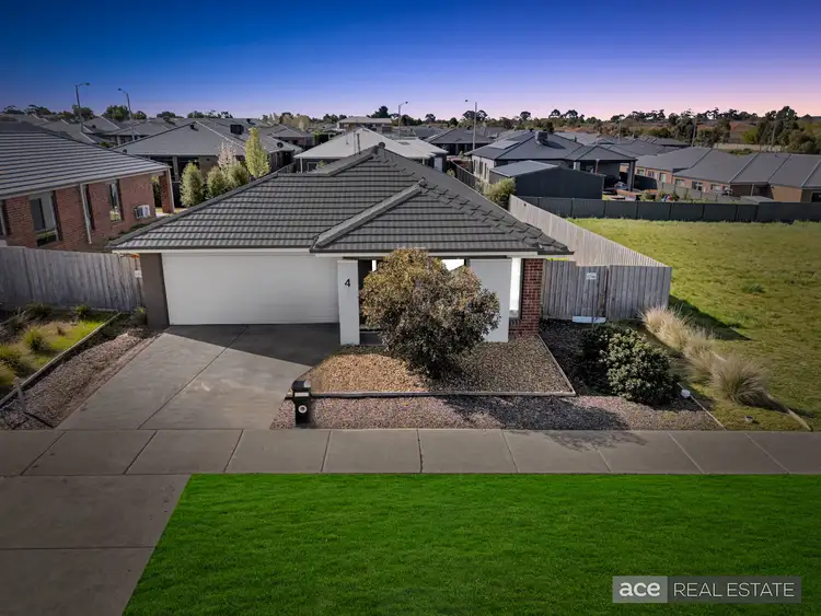 Second view of Homely house listing, 4 Dante Crescent, Bonshaw VIC 3352