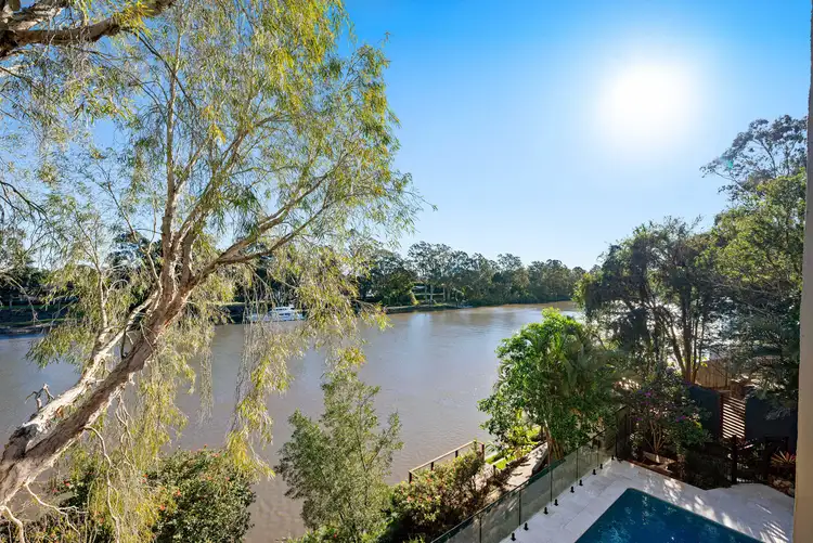 3 Long Street West, Graceville QLD 4075