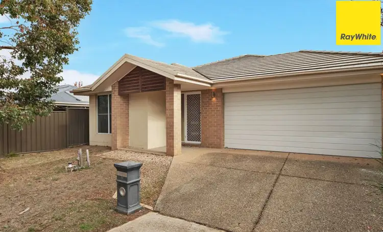Second view of Homely house listing, 5 Alabaster Avenue, Cobblebank VIC 3338